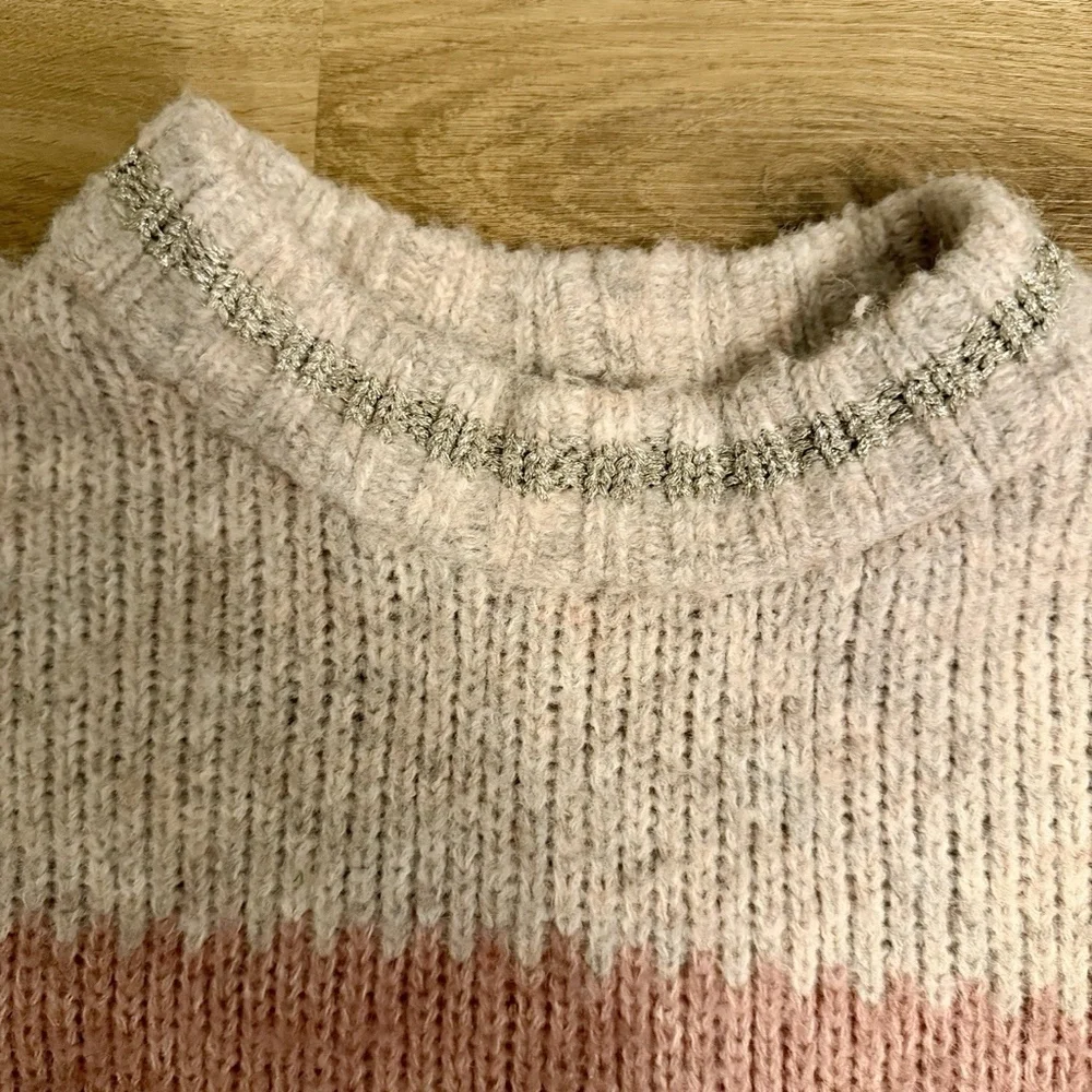 Democracy Women’s Colorblock Sweater Large Wool Blend Striped